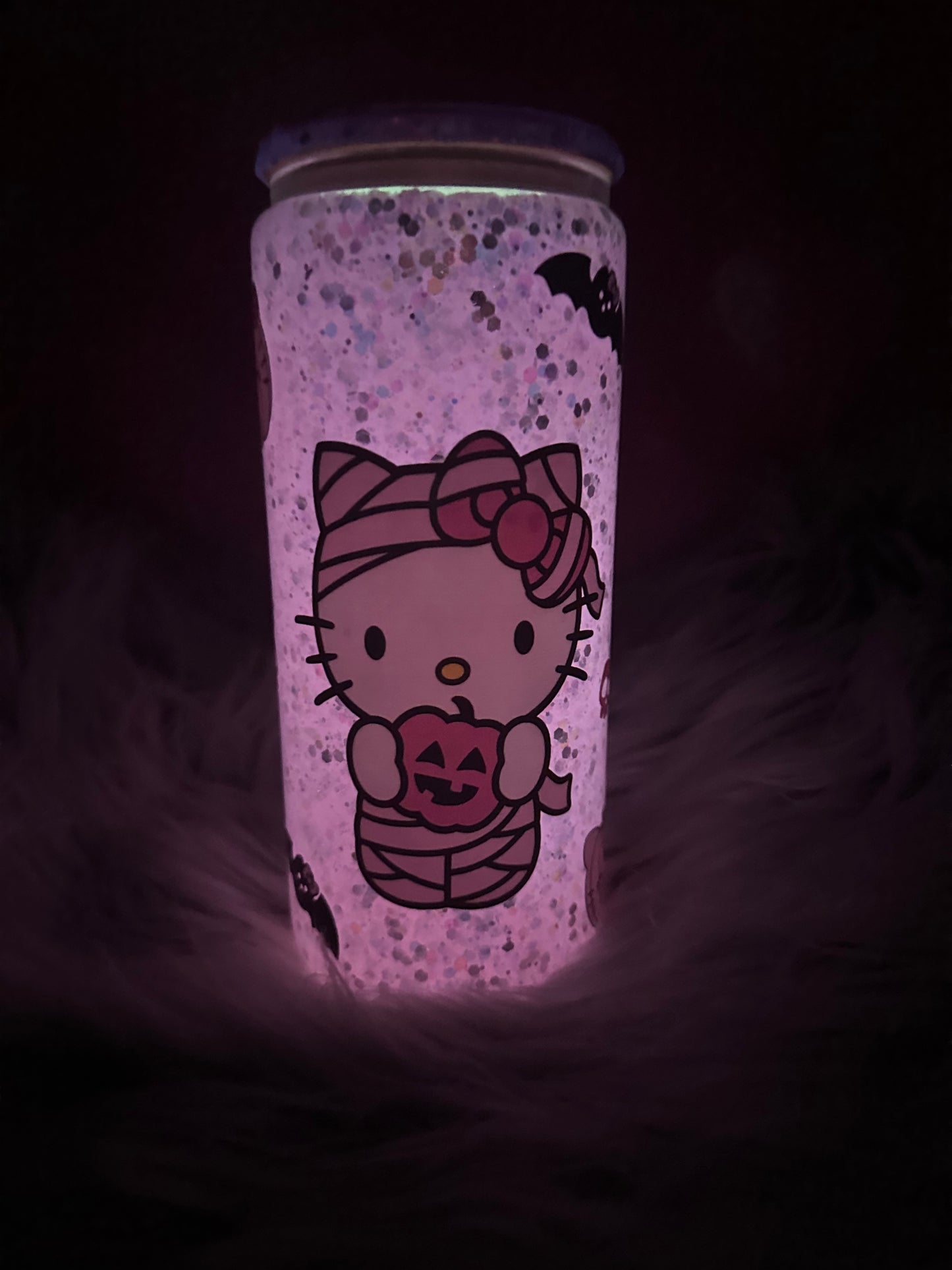 16 oz HK snowglobe (RTS)